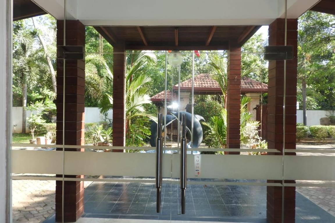 Yala Safari Village Maha Akurugoda Exterior foto