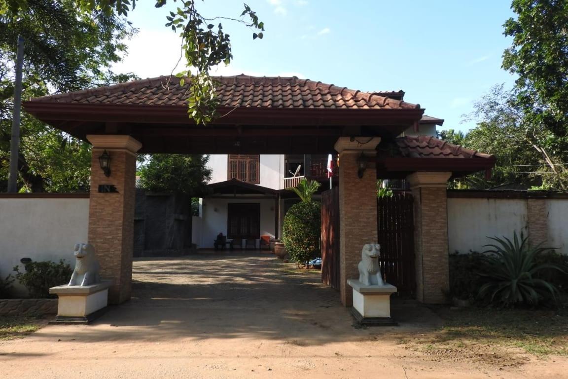 Yala Safari Village Maha Akurugoda Exterior foto
